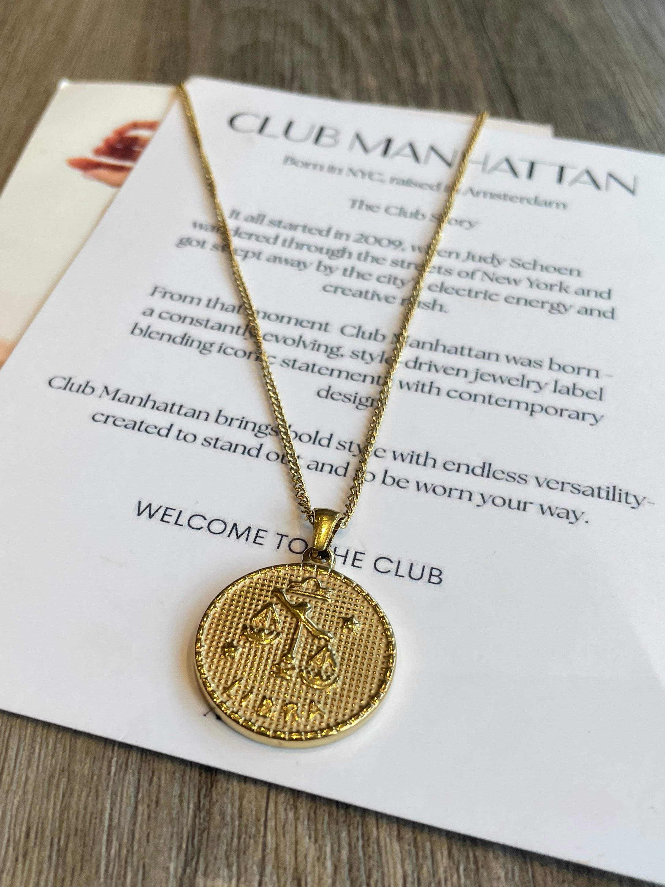 Collana "Libra" - Club Manhattan