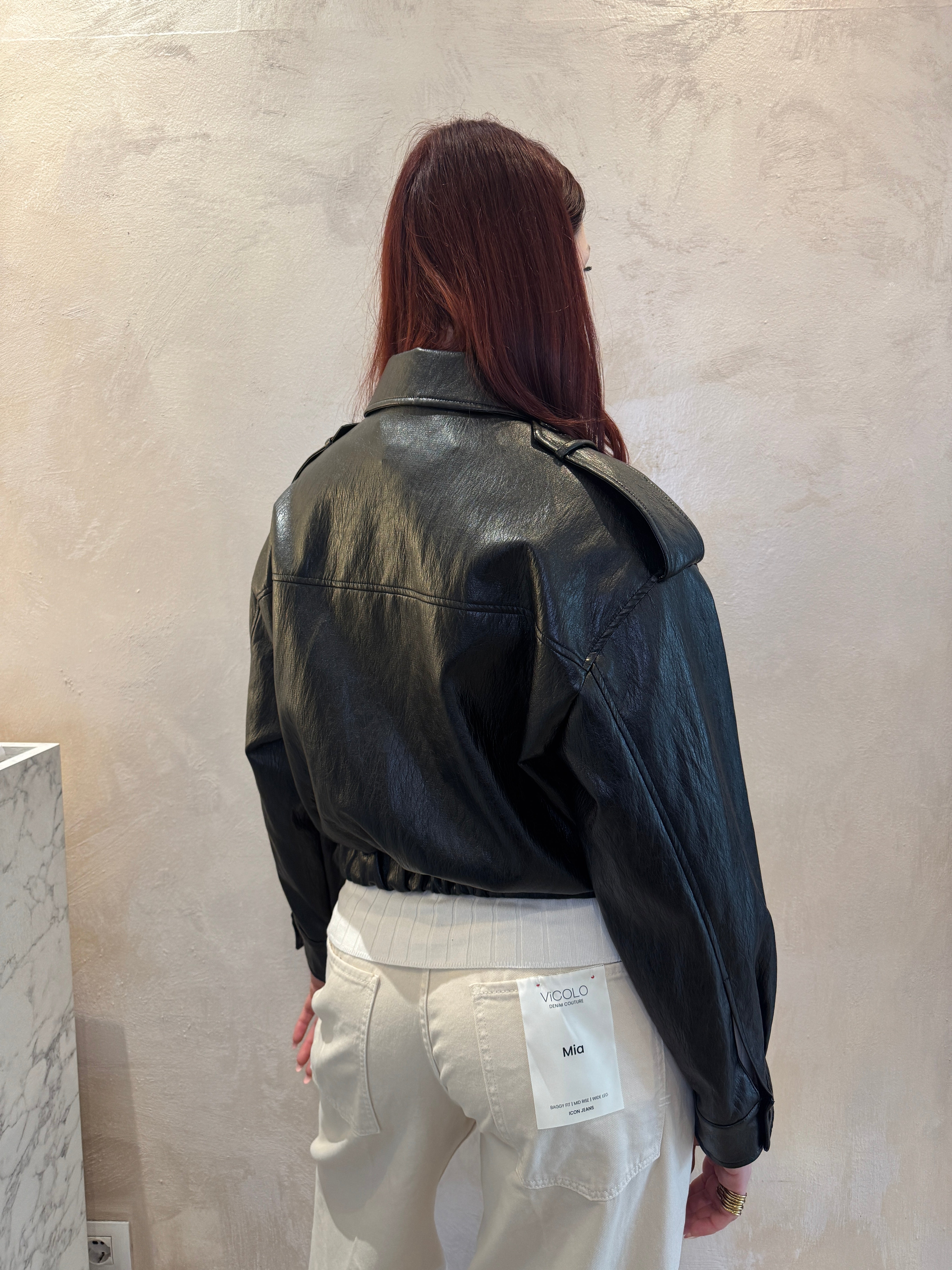 Bomber in ecopelle nero - Vicolo