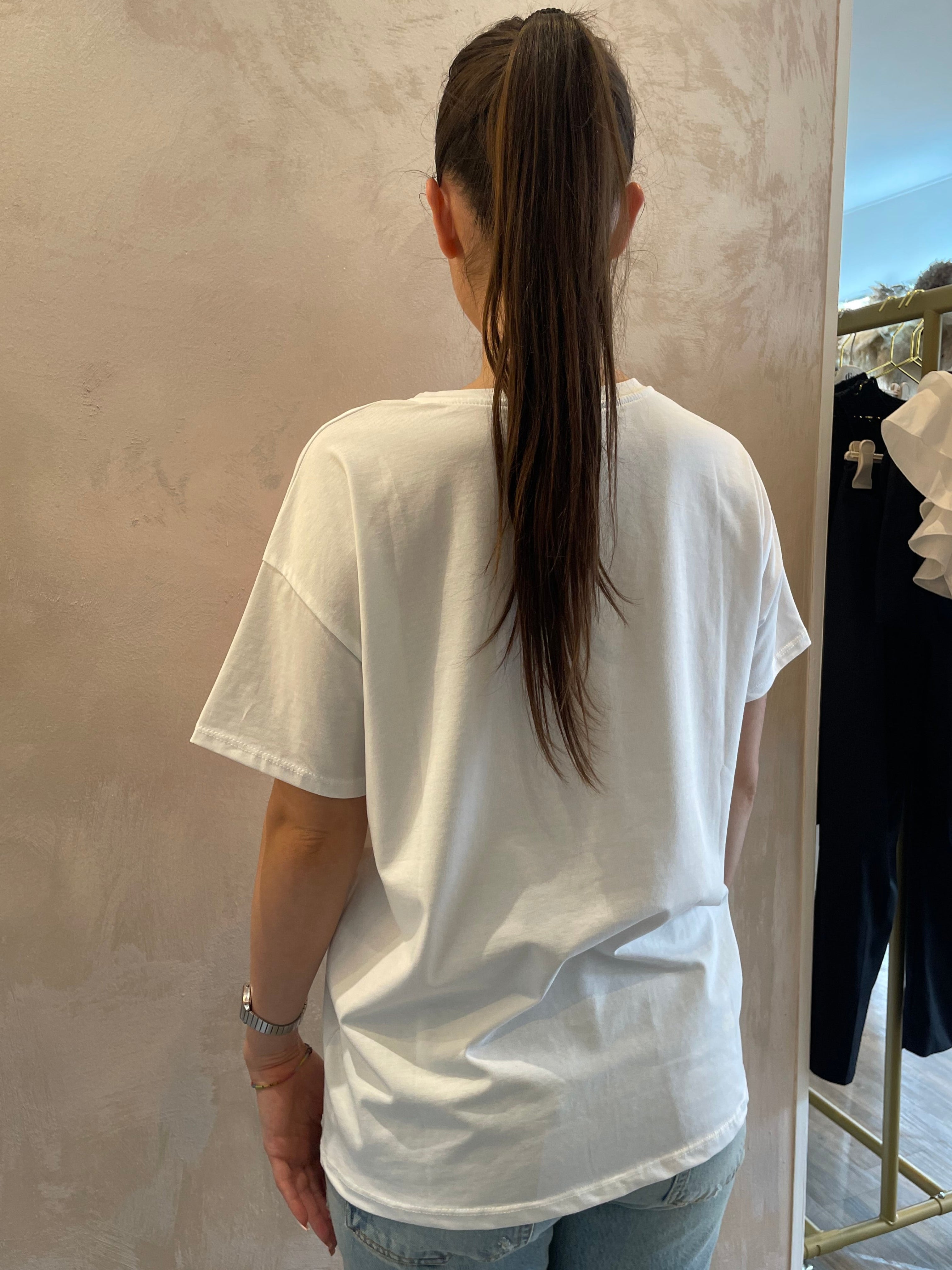 T-shirt " over "Cherry sweet" bianco - VYNEA
