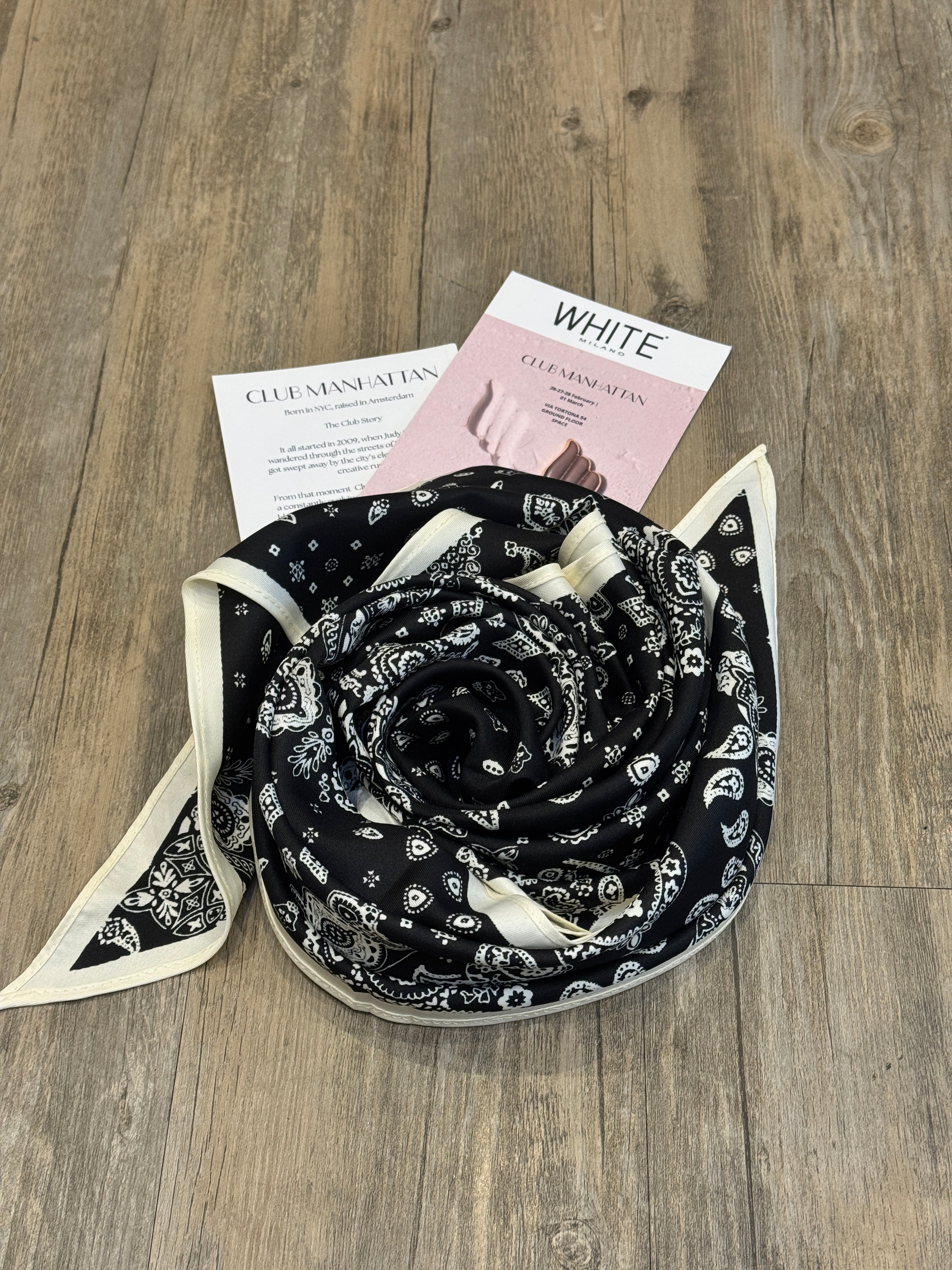 Foulard triangolo - Club Manhattan