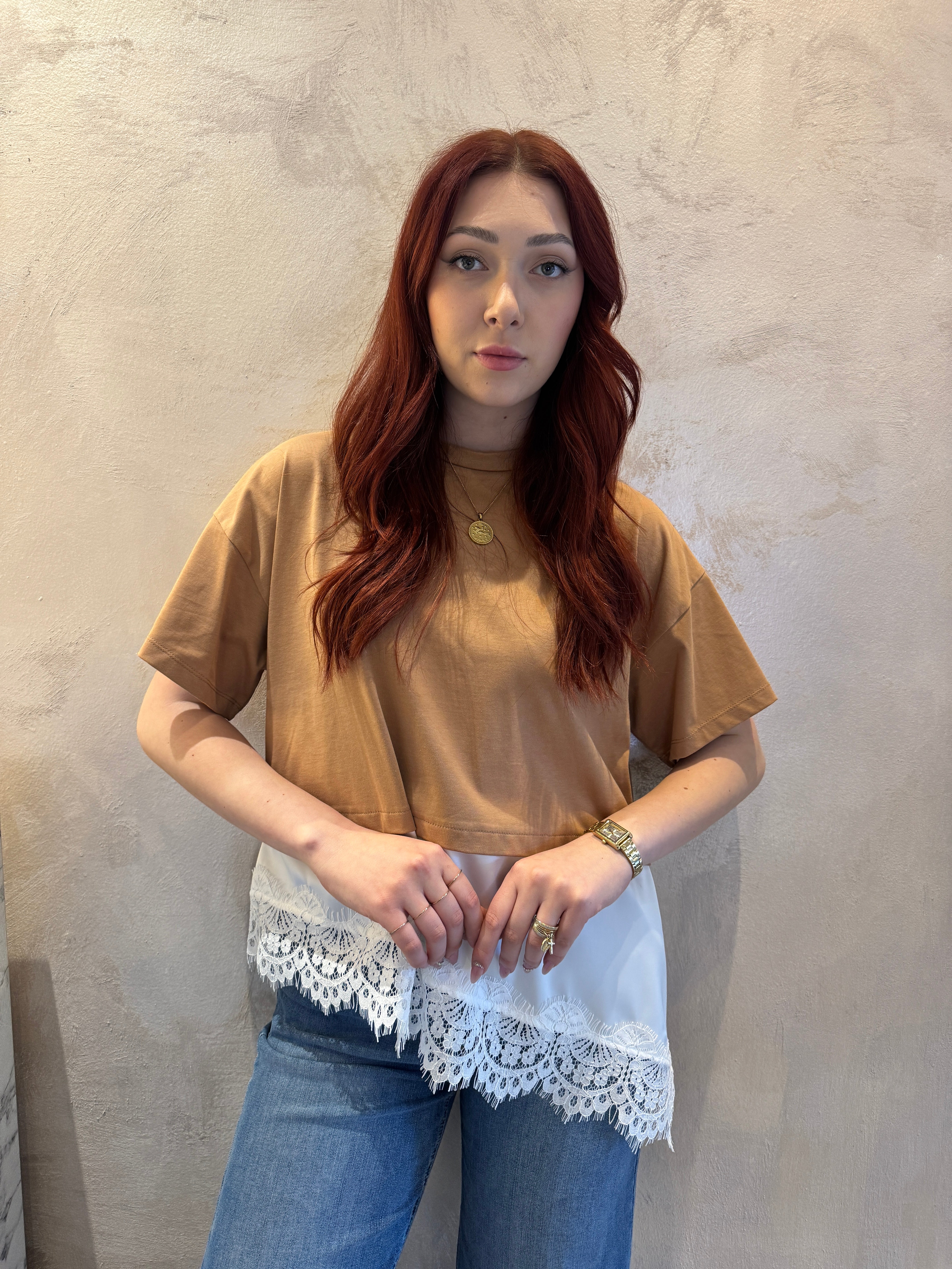 T shirt camel satin e pizzo - Dixie