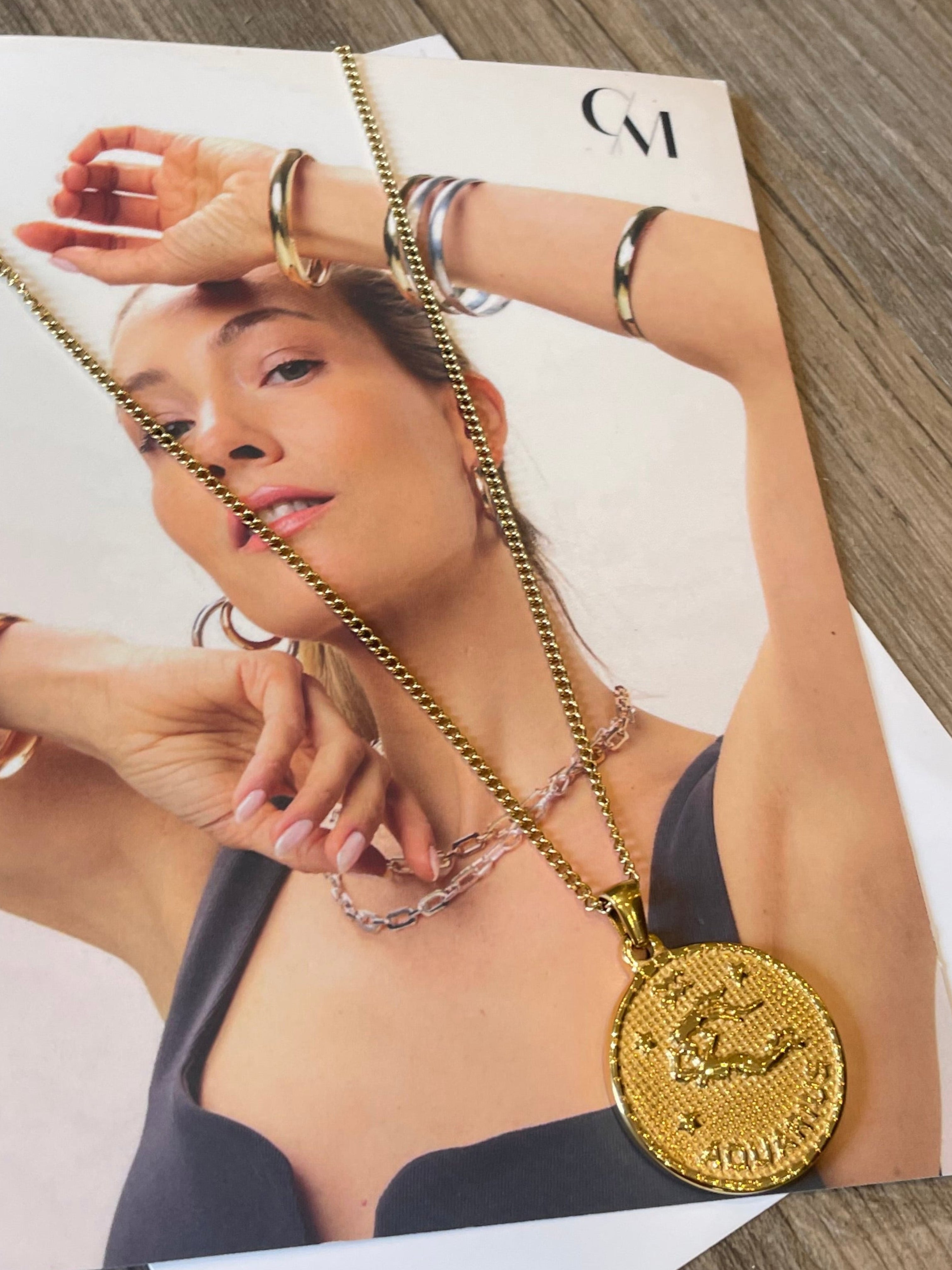 Collana "Aquarius" - Club Manhattan