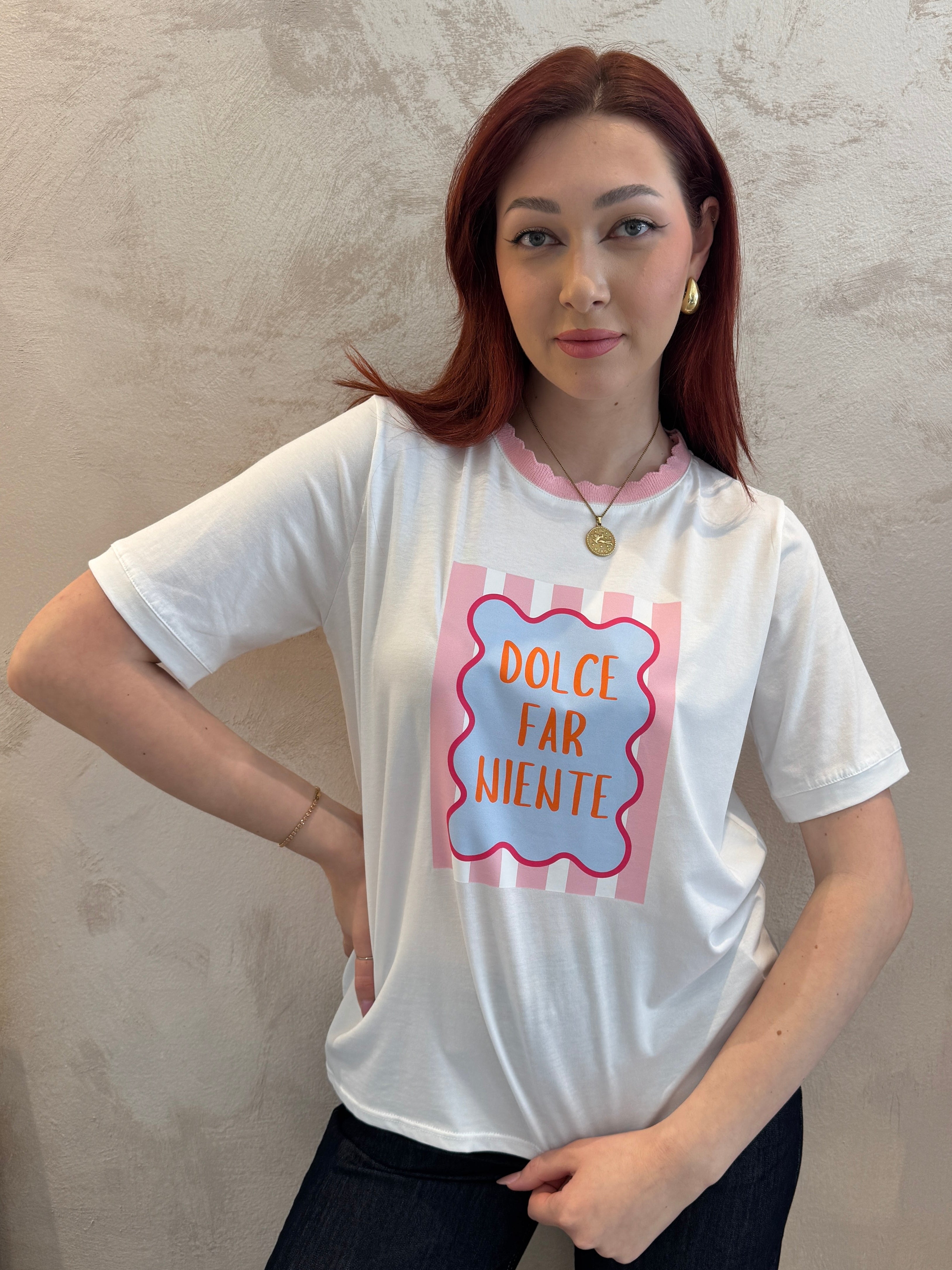 T-shirt " over "Dolce fer niente." - VYNEA