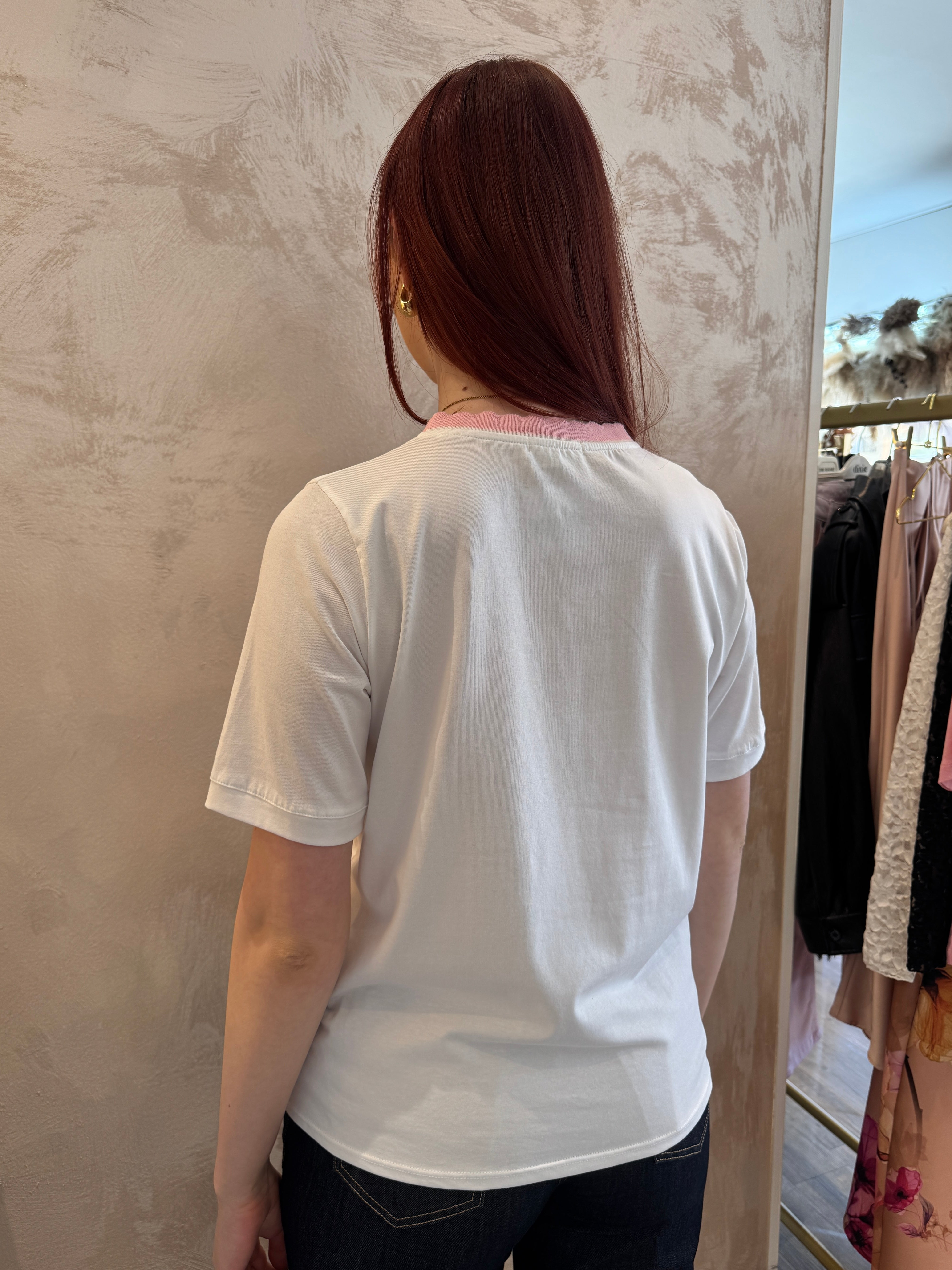 T-shirt " over "Dolce fer niente." - VYNEA